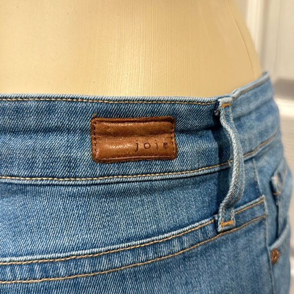 JOIE SKINNY JEANS.  - Picture 5 of 9